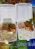 Nasi bungkus kekinian, trik membungkus nasi mudah simpel di utamakan para ibu ibu yang sudah keluarga, apalagi buat suami. 406 Resep Nasi Kotak Enak Dan Sederhana Ala Rumahan Cookpad