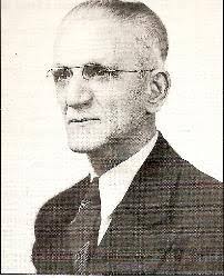 George Achenbach's Instagram, Twitter & Facebook