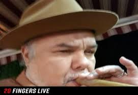 20 Fingers Music & Downloads