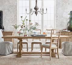 Pin By Maru Allegre On Ideas In 2020 Wooden Dining Chairs Light Wood Dining Table Dining Room Design