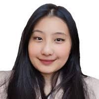 Tom Moua's Instagram, Twitter & Facebook