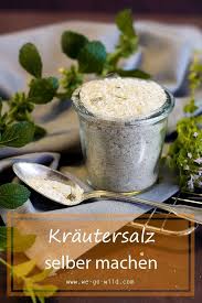 Krautersalz Selber Machen Rezepte Anleitung Und Die Besten Krauter In 2020 Gewurzsalz Selber Machen Rezepte Krauterbutter Selber Machen