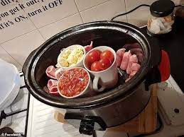 Mum S Christmas Slow Cooker Fry Up Takes Social Media By Storm Readsector