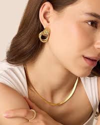 Amazon.com: PAVOI 14K Gold Plated Two-Toned Trendy Chunky Geometric Dangle  Earrings for Women