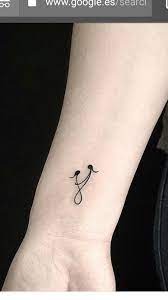 Mini Tatto Minimalista Madre E Hija Tatuaje Madre E Hija Tatuajes Tatuaje Mama E Hija