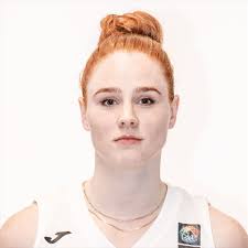 Lea Wolff's Instagram, Twitter & Facebook