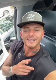 Rocky (@rockymfoffical)’s video of rocky