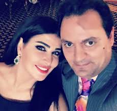 جومانا مراد ممثلة و منتجة سورية من مواليد السويداء 1973 حاصلة على ليسانس الآدب الإنجليزي في جامعة دمشق كانت بدايتة جومانا مراد الفنية كمذيعة في تلفزيون. ÙÙŠØ¯ÙŠÙˆ Ø¬ÙˆÙ…Ø§Ù†Ø§ Ù…Ø±Ø§Ø¯ ØªÙƒØ´Ù Ø§Ù„ØµÙˆØ±Ø© Ø§Ù„Ø£ÙˆÙ„Ù‰ Ù„ØªÙˆØ£Ù…Ù‡Ø§ ÙˆØªÙØ§ØµÙŠÙ„ Ø¬Ø¯ÙŠØ¯Ø© Ø¹Ù† ÙˆÙ„Ø§Ø¯ØªÙ‡Ø§ Ø§Ù„Ø³Ø±ÙŠØ© Ù…Ø¬Ù„Ø© Ù‡ÙŠ