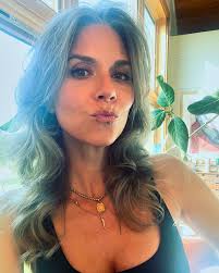 Hilarie Burton Morgan (@hilarieburton) • Instagram photos and videos