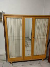 ✓ kostenlos, schnell und einfach kleinanzeigen aufgeben ✓ sofort online! Alten Retro Kleiderschrank In Hessen Schluchtern Ebay Kleinanzeigen Schrank Kleiderschrank Retro