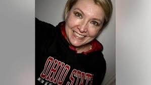 Lisa Ewald's Instagram, Twitter & Facebook