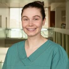 Hannah Snelling's Instagram, Twitter & Facebook