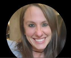 Amanda Lanning's Instagram, Twitter & Facebook