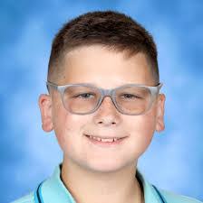 Noah Behrendt's Instagram, Twitter & Facebook