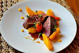 Magret De Canard A L Orange Gastronomique Navets Boule D Or Et Carottes Recette Gastronomique Plat Gastronomique Repas Gastronomique
