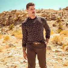 The polished shiny palladio finish gancini buckle adds a luxurious finishing touch. From The Desert To The Streets Of Salvatore Ferragamo Facebook