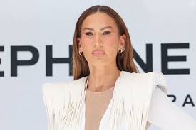 Alina rose sex nude communicates at least 4 dialects that I