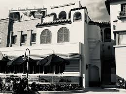 In den seit 1989 als erlebnispark geöffneten disney's hollywood studios (bis. Echo Lake Apartments 1943 Live Like A Star Waltdisneyworld