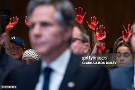 133 Antony Bailey Stock Photos, High-Res Pictures, and Images