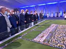 قال المهندس هشام طلعت مصطفى، إن مجموعة طلعت مصطفى، تتعهد دائما بخدمة المصريين وتعتبره واجبا وطنيا، لتقديم التمويل لـ 4 ملايين جرعة للقاح فيروس كورونا. 5c5oiryojeiy7m