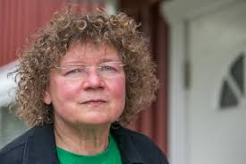 Veterinären Anna-Karin hyllas av djurägare i Hammerdal: ”Hon lever för  djuren”