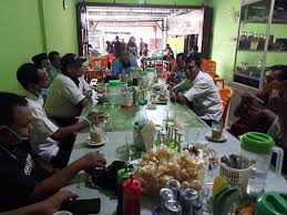 Loker oranger pt pos indonesia muara enim juni 2021 pt. Berazam Com Bersimpai Mempersatukan Yang Bercerai