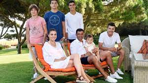 42,966 likes · 176 talking about this. Sergio Conceicao Novo Treinador Do Fc Porto A Religiao Equilibra Me Nacional Flash