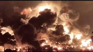 Kilang minyak balongan, indramayu, jawa barat milik pertamina mengalami ledakan dan kebakaran hebat dini hari tadi sekitar pukul 00.45. Ilaqrvkihjv2qm