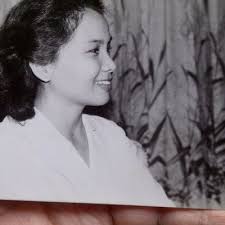 Elinor Ostrom's work challenged economists' previous ideas about sharing  and cooperation. Ostrom researched the commons, which are resources such as  land, food or water shared by multiple people…