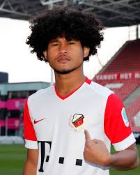 The only place to visit for all your lfc news, videos, history and match information. Afc On Twitter Bagus Kahfi Joins Dutch Eredivisie Side Fc Utrecht