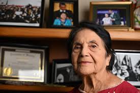 Dolores Huerta, ícone sindical nos EUA, incentiva mobilização contra Trump 