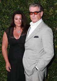 His wife's death had left him devastated, which he admits to finding very. Pierce Brosnan Pays Tribute To Wife Keely Shaye Smith From Hawaii Isolation London Evening Standard Evening Standard