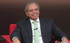A assessoria solicitou que mensagens emitidas pelo número. Paulo Guedes Sorrindo Photos Facebook