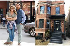 Stained glass bathroom doors on windy city rehab lawsuit episode. Windy City Rehab Lawsuit Buyers Sue Alison Victoria Donovan Eckhardt Say 1 36m Home Is A Disaster Chicago Sun Times