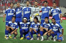 منتخب الكويت لكرة القدم هو ممثل الكويت الرسمي في رياضة كرة القدم. Ø¬Ø±ÙŠØ¯Ø© Ø§Ù„Ø¬Ø±ÙŠØ¯Ø© Ø§Ù„ÙƒÙˆÙŠØªÙŠØ© Ù…Ù†ØªØ®Ø¨ Ø§Ù„ÙƒÙˆÙŠØª Ù„ÙƒØ±Ø© Ø§Ù„Ù‚Ø¯Ù… ÙŠÙˆØ§Ø¬Ù‡ Ù†Ø¸ÙŠØ±Ù‡ Ø§Ù„Ø³Ø¹ÙˆØ¯ÙŠ Ø¨Ø¹Ø¯ Ù‚Ù„ÙŠÙ„ Ø¨Ù†Ù‡Ø§Ø¦ÙŠ Ø®Ù„ÙŠØ¬ÙŠ 20