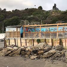 Moeraki tavern and accommodation north otago located just 45 minutes drive north of dunedin and 20 minutes south of oamaru, moeraki tavern interested in a beverage after a long day of exploring moeraki? The Fishwife Moeraki Restaurant Reviews Phone Number Photos Tripadvisor