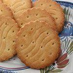 Galettes Bretonnes Au Caramel Au Beurre Sale Recettes Bretonnes Recette Galette Bretonne Recettes Bretonnes Galette Bretonne Biscuit