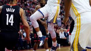 See more of demarcus cousins on facebook. Warriors Minus Durant End Rockets 9 Game Streak 106 104 Abc News