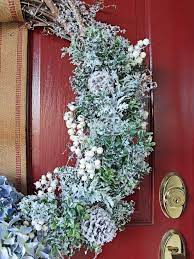 Once the holidays are over, give your wreath a boost by hanging it on a decorative grill or frame like fixer upper 's joanna gaines did here. 7 Diy Winter Wreaths That Will Take You Past The Holidays Hgtv S Decorating Design Blog Hgtv