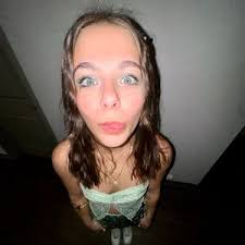 Madelynn Card (@madelynncard)