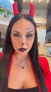 Halloween season is always a fun day ☺️👻🥰#halloweenmakeup #teamwork ...