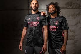 It could be the penultimate year of seeing the airline across the madrid jersey though. Real Madrid 2020 21 Third Kit Release Info Hypebeast