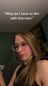 Leah Usher's Instagram, Twitter & Facebook