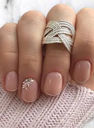 We've rounded up 40 fall nail designs that use all of the lovely colors of autumn. Pretty Neutral Nails Ideas For Every Occasion Short Shiny Nails