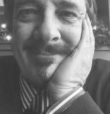 THIS MAN SWIMS IN PUGET SOUND WITH BRICKS IN HIS HANDS!