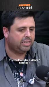 VITINHO QUASE DE VOLTA 🔴 De contrato renovado, o atacante Vitinho está  próximo do seu retorno aos gramados. Em junho, o jogador passou por uma  cirurgia no cotovelo, mas está recuperado, como explicou ...