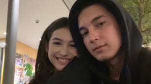 Deretan Artis yang Pernah Dekat Junior Roberts, Kini Pacari Sandrinna  Michelle sampai Disindir Ibu