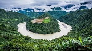 At one point in the river's course, it plunges some 8.858 feet (2,700 meters) through the yarlung tsangpo grand canyon, forming an enormous. A Journey Along The Chinese Border Metok Cgtn