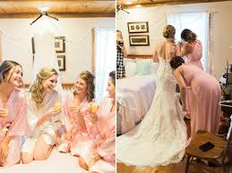 From planning ahead to anticipating the different challenges, these 10 outdoor wedding photography tips help make the most of outdoor events. Katie Rayan The Hearnes Adventure Wedding Elopement Photographers In Moab Alaska And Beyond
