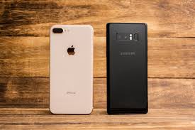 If you're after a big phone, with big phone features then the note 8 is still a great choice. Iphone 8 Plus Vs Samsung Note8 Which Has The Better Cameras Hardwarezone Com Sg